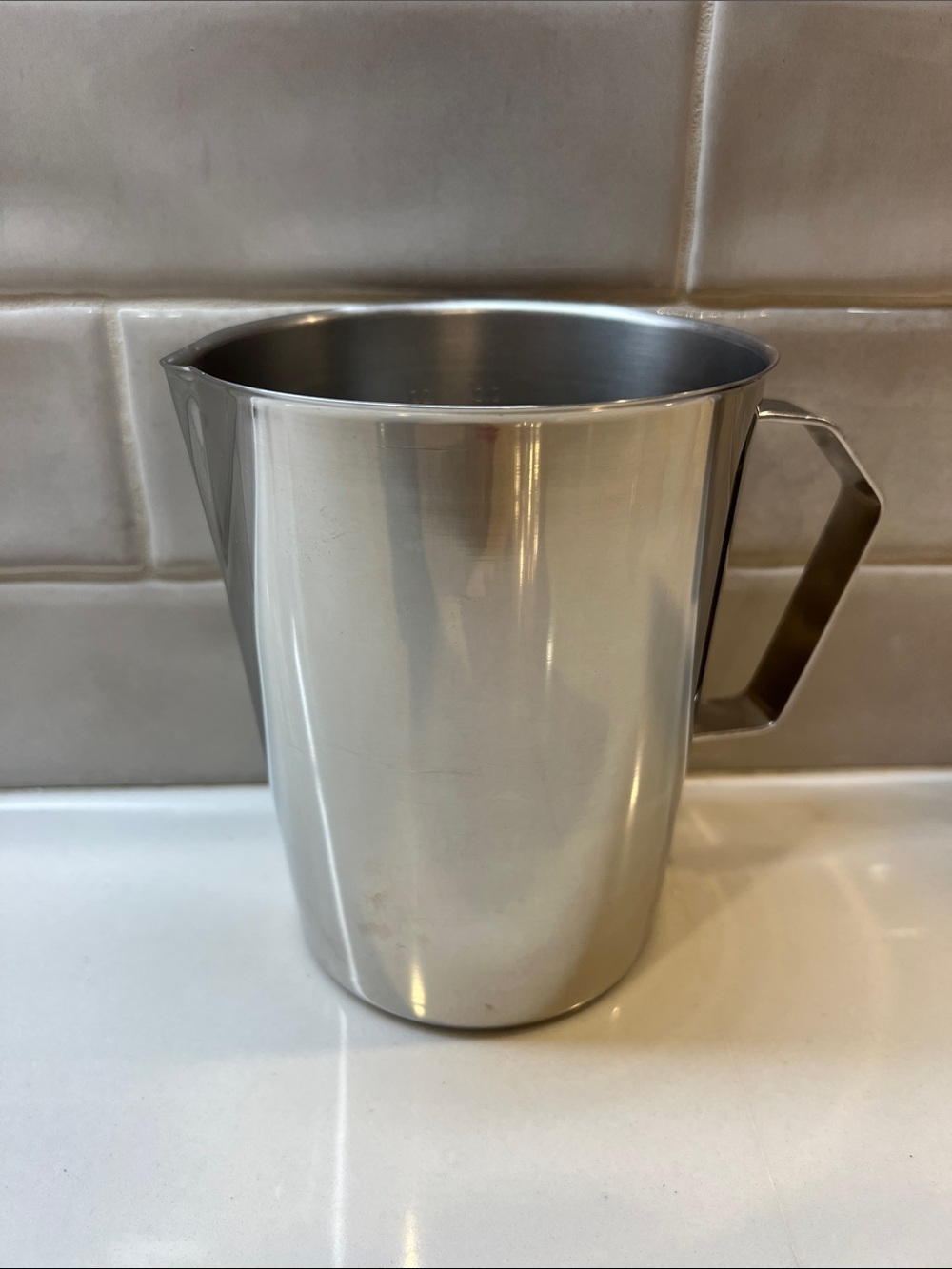 Stainless Steel "Polar" Pouring Pitcher with Handle - Silver USA